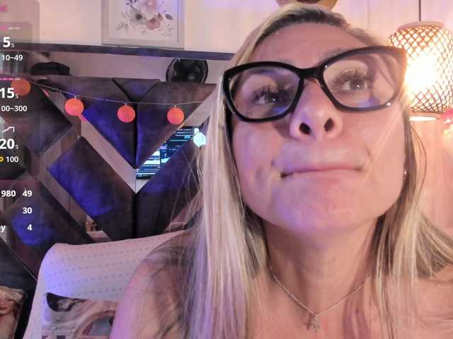 vahioletcooper live cam preview