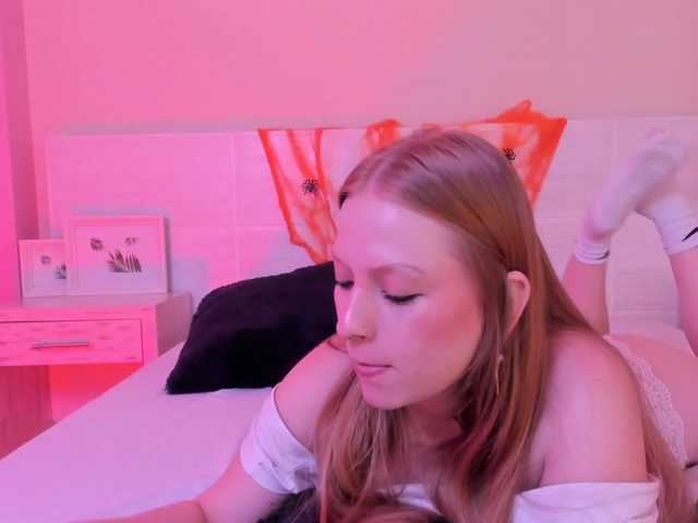 Jade-Sky live cam on BongaCams