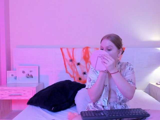 Jade-Sky live cam on BongaCams