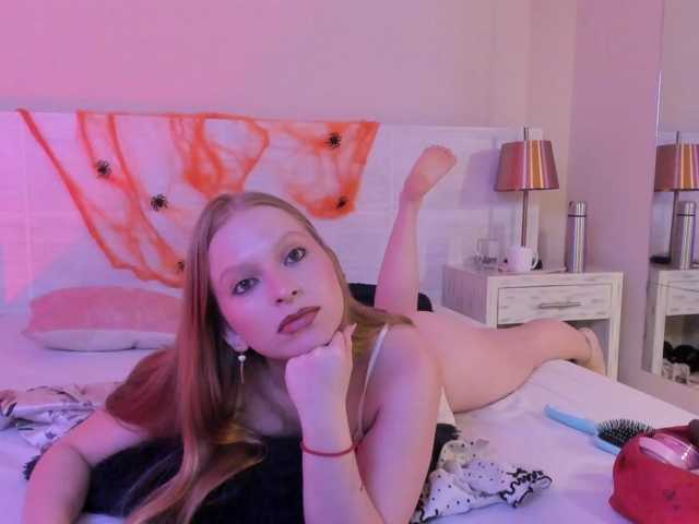 Jade-Sky live cam on BongaCams