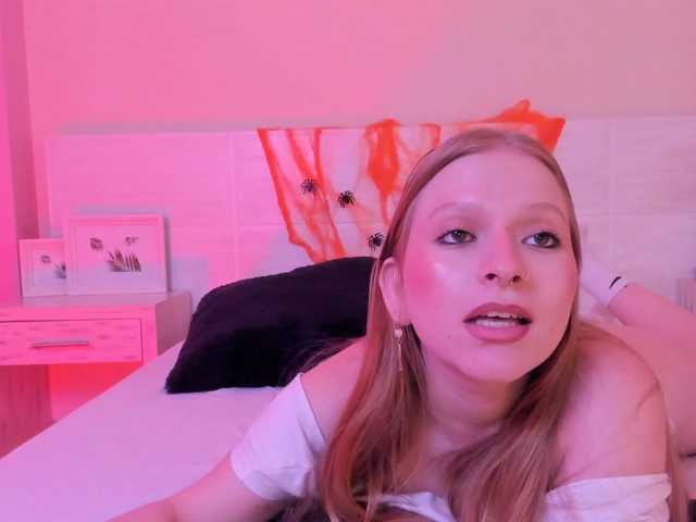 Jade-Sky live cam on BongaCams