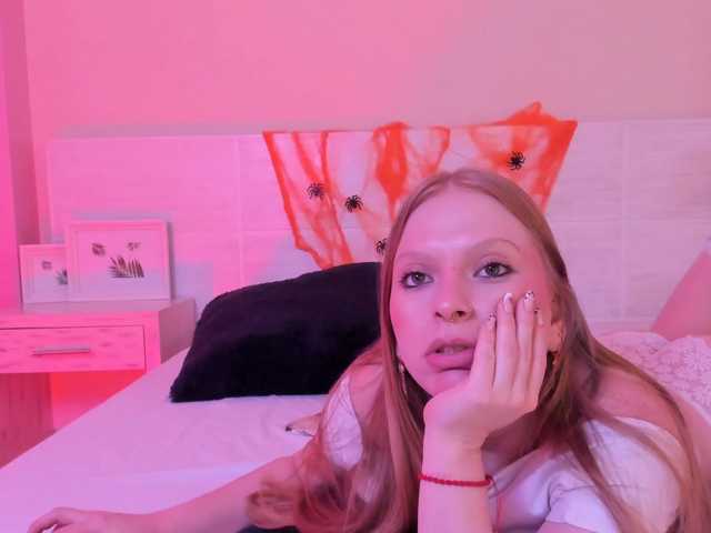 Jade-Sky live cam on BongaCams
