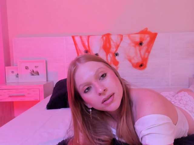 Jade-Sky live cam on BongaCams