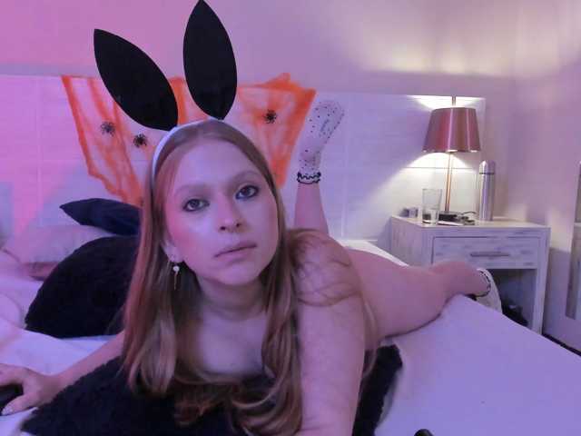 Jade-Sky live cam on BongaCams