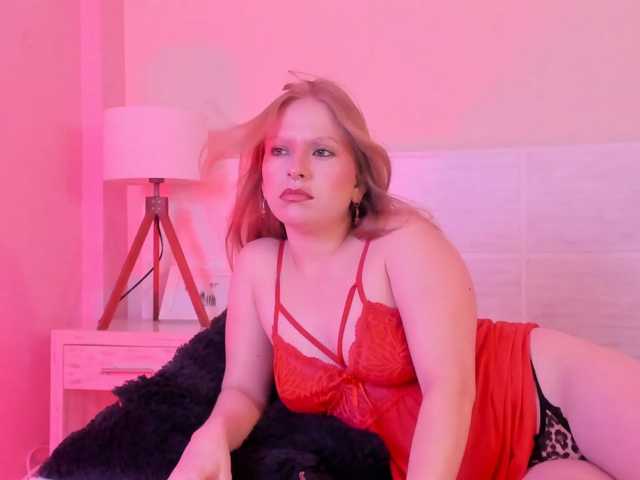 Jade-Sky live cam on BongaCams
