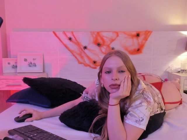 Jade-Sky live cam on BongaCams