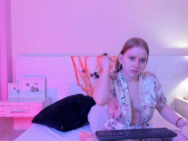 Jade-Sky live cam on BongaCams