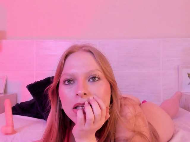 Jade-Sky live cam on BongaCams