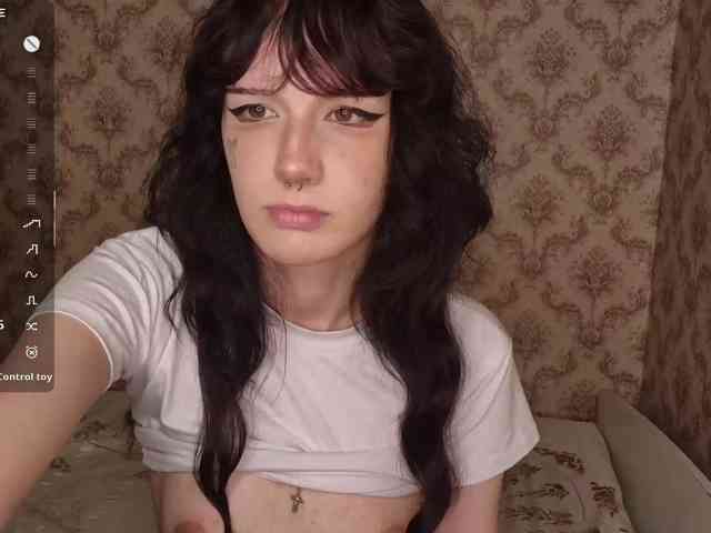 Модель: RosannaYeubanks
