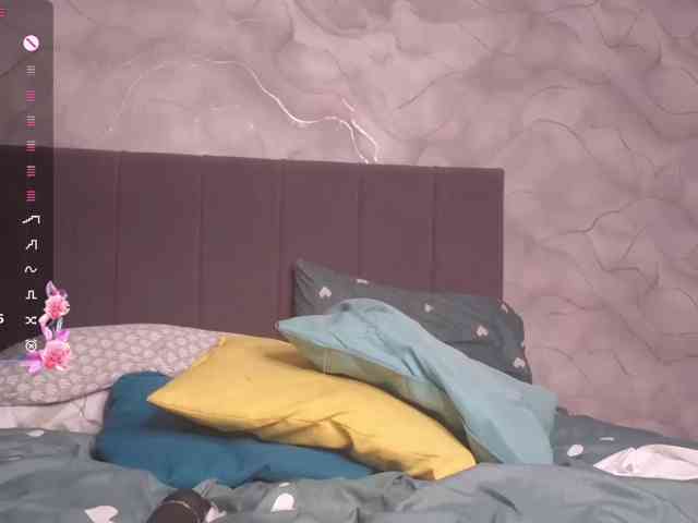 RosannaYeubanks webcam