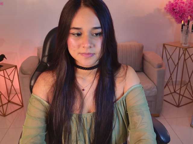 Natalycarter live cam on BongaCams