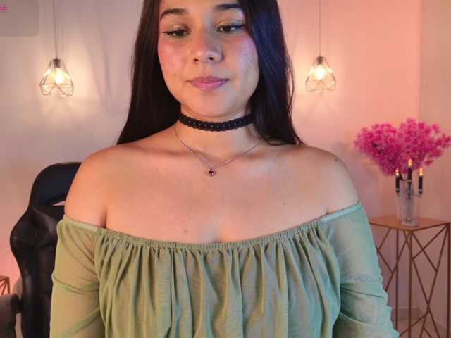 Natalycarter live cam on BongaCams
