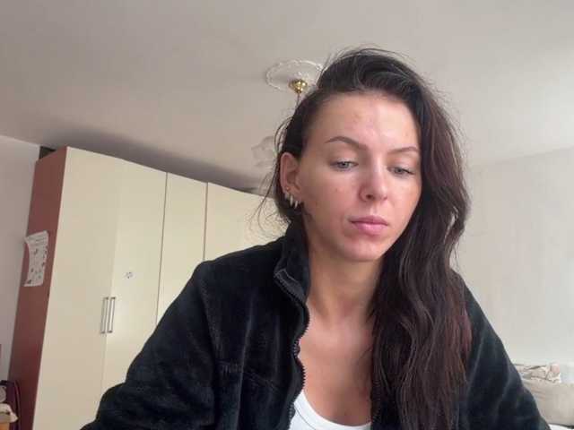 AsuncionGumpert live cam on BongaCams