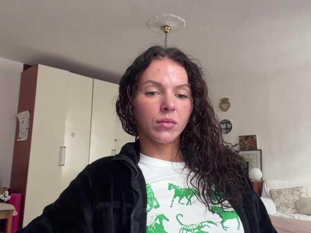 AsuncionGumpert live cam on BongaCams