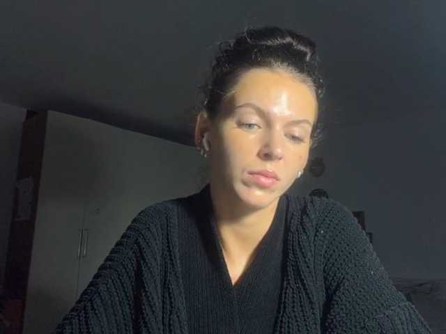 AsuncionGumpert live cam on BongaCams