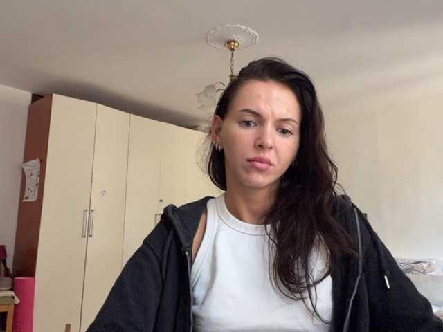 AsuncionGumpert live cam on BongaCams