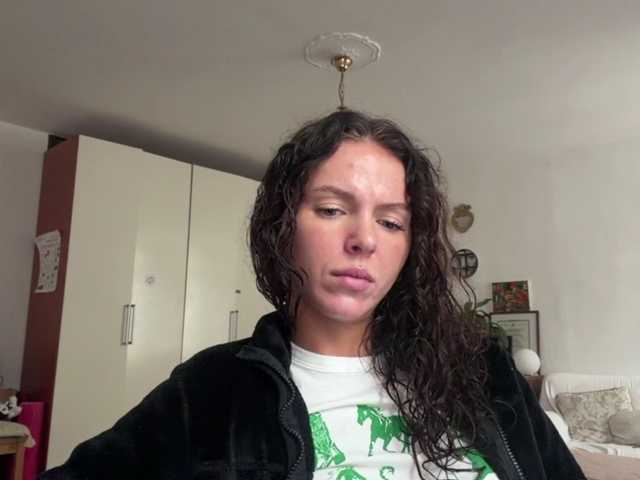 AsuncionGumpert live cam on BongaCams