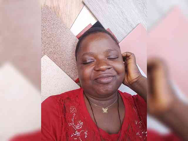 GloriaBella webcam
