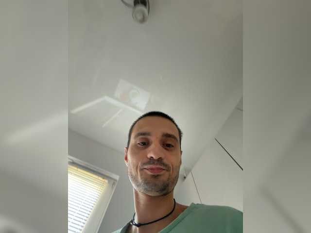 Klyaksa22 — live male cam