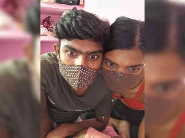 Couplein00 webcam