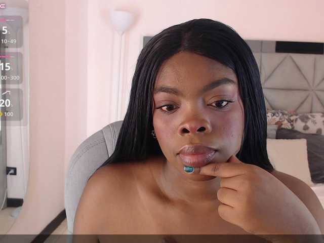 maiacharris- live cam on BongaCams