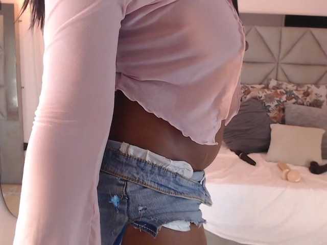 maiacharris- live cam on BongaCams