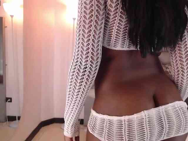 maiacharris- webcam