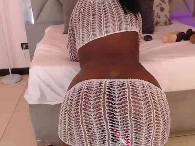 maiacharris- webcam