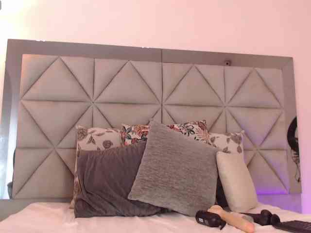 maiacharris- webcam