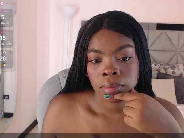 maiacharris- webcam