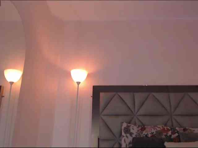 maiacharris- webcam
