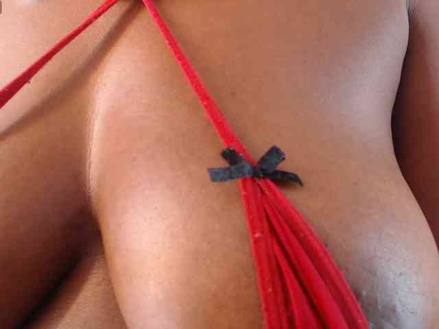 maiacharris- webcam