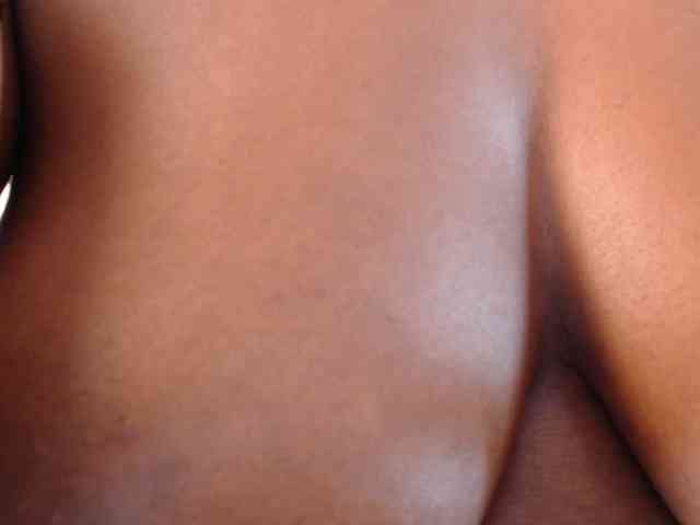 Modelo: maiacharris-