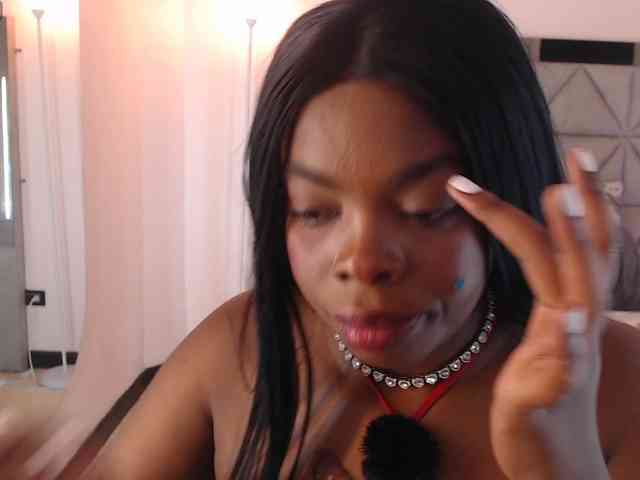 maiacharris- webcam