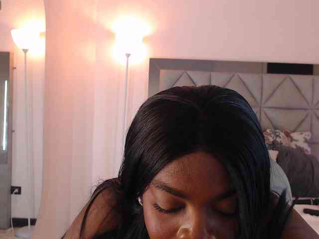 maiacharris- webcam