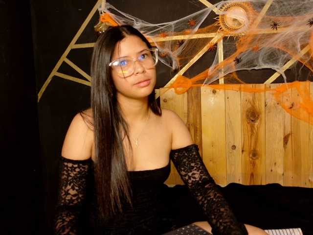 Tessa-morgan live cam on BongaCams