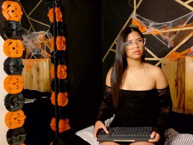 Tessa-morgan live cam on BongaCams