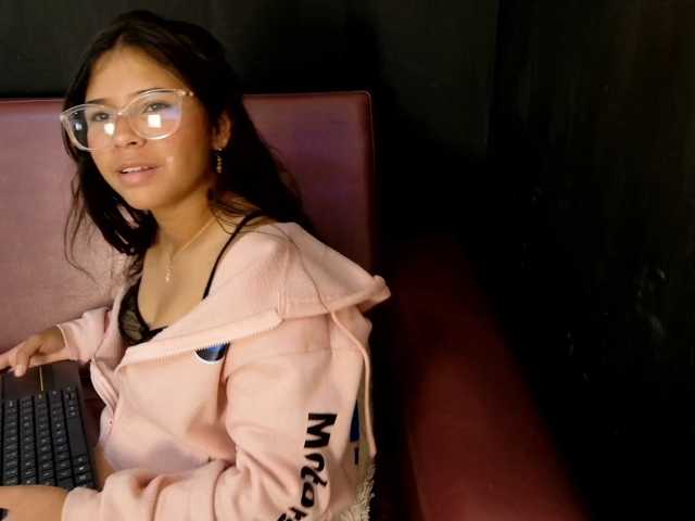 Tessa-morgan live cam on BongaCams