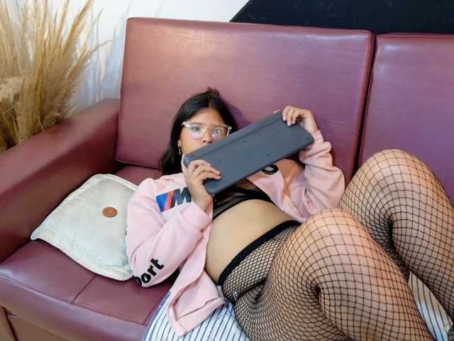 Tessa-morgan live cam on BongaCams