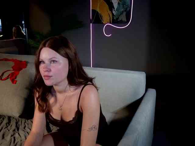 aliceswety — live female cam on BongaCams