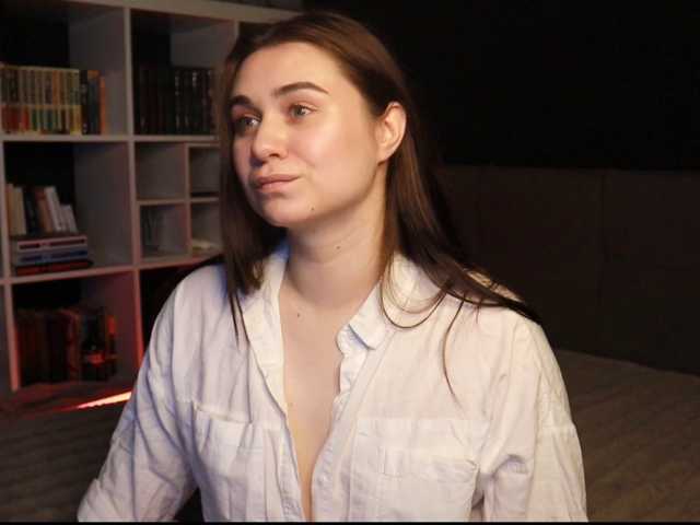 RoseVortex live cam preview