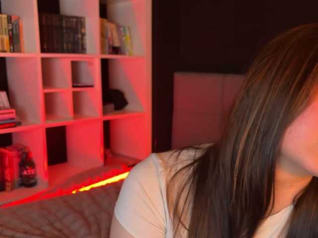 RoseVortex live cam preview