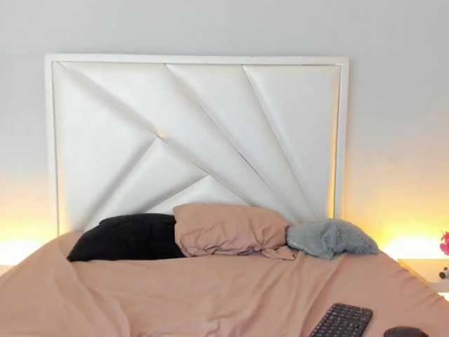 AriaaLove live cam on BongaCams