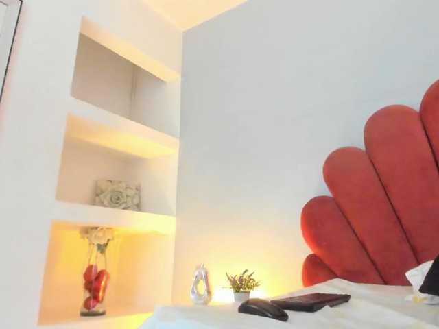 AriaaLove live cam on BongaCams