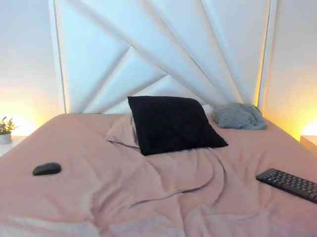 AriaaLove webcam