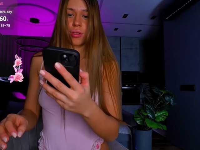 LexiRayy, en directo ahora en BongaCams