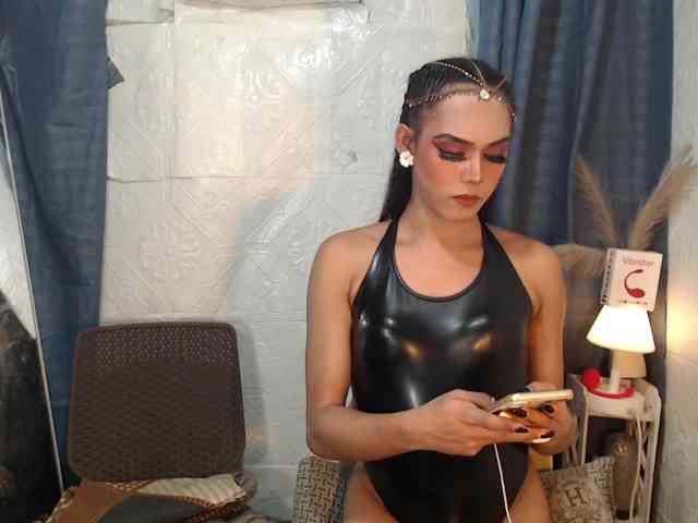 2-incredibleDIVAS 2-incredibleDIVAS