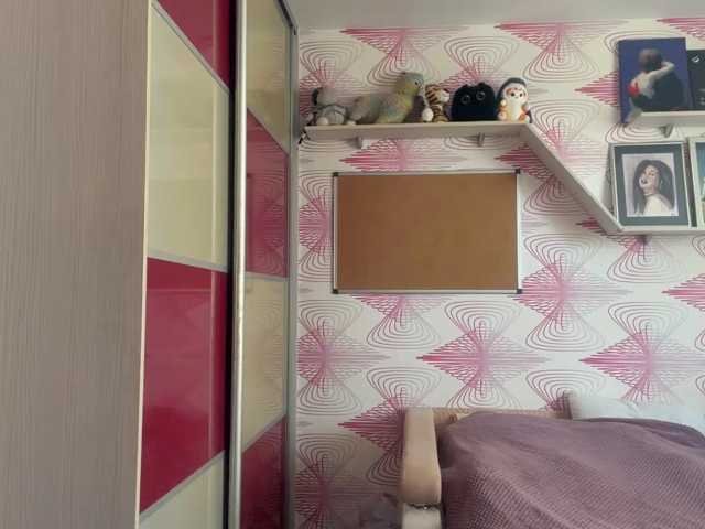 PetrinaTear live cam on BongaCams