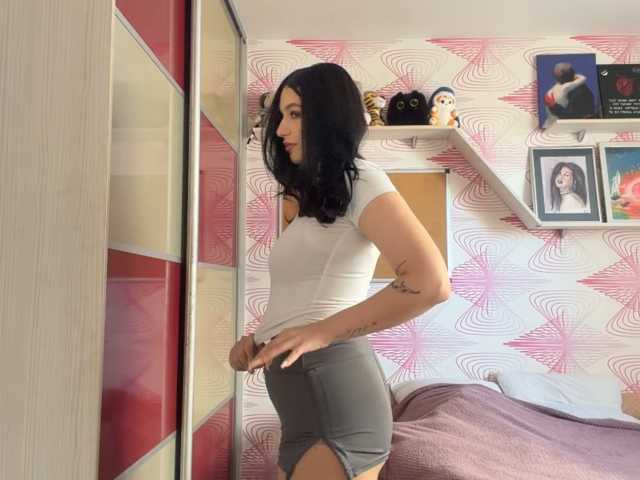 PetrinaTear live cam on BongaCams