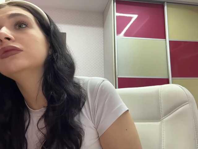 PetrinaTear live cam on BongaCams
